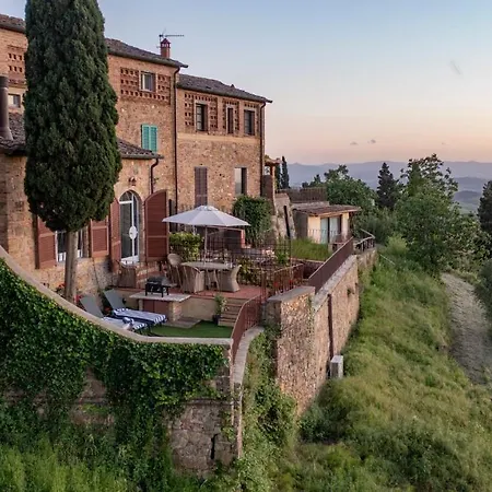 Villa Nel Borgo Di Con Jacuzzi E Bellavista Castelfalfi